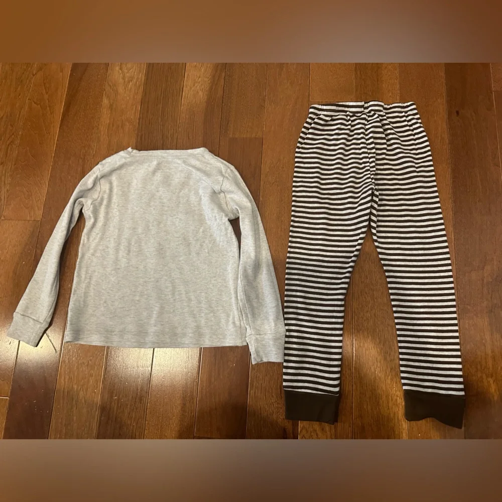 Gray 'Bring on the Leftovers' Pajama Set (Size 4T)
